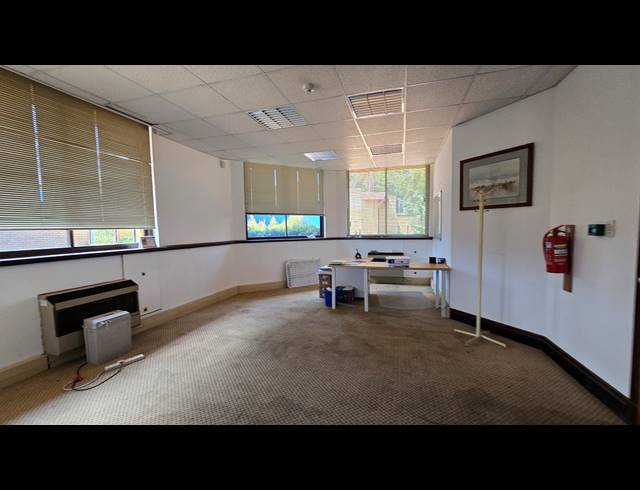 6,241M² BUSINESS CENTRE FOR SALE IN HELDERKRUIN
